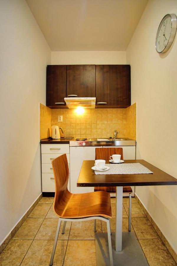 Apartman Studio Lux S Terasou Harmony V Thermal Parku Besenova S Vyhladom Na Bazeny Екстер'єр фото